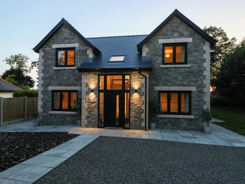 Cottage | Exterior