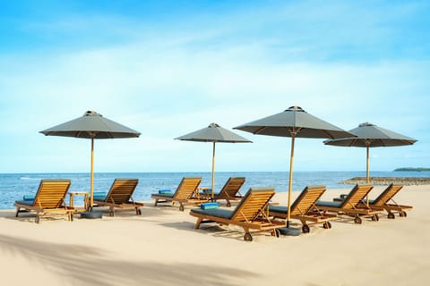 Beach nearby, white sand