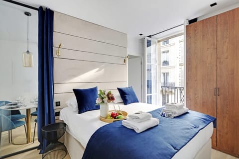 Apartment | 1 bedroom, iron/ironing board, bed sheets