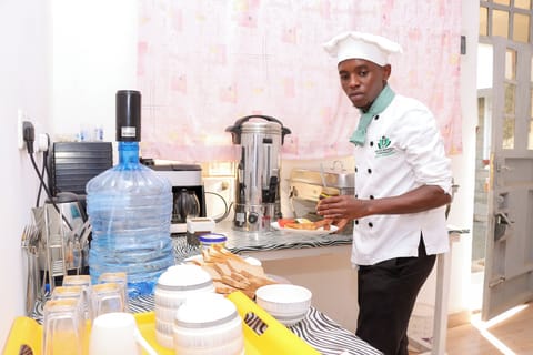 Deluxe Apartment, City View | Private kitchen | Fridge, microwave, cookware/dishes/utensils