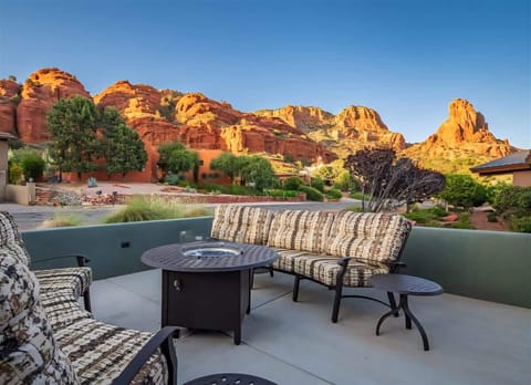 End your day soaking up Sedona views on the front patio