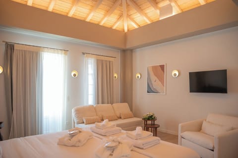 Superior Suite, Balcony, Sea View | Hypo-allergenic bedding, in-room safe, soundproofing, iron/ironing board