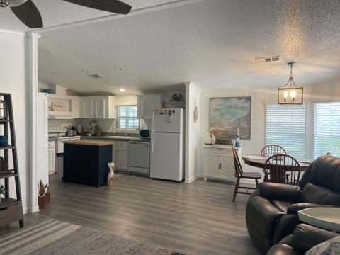 Living and dining area