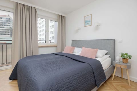Comfortable double bed