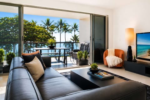 Beachfront living with panoramic ocean views