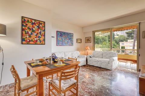 Living and dining room