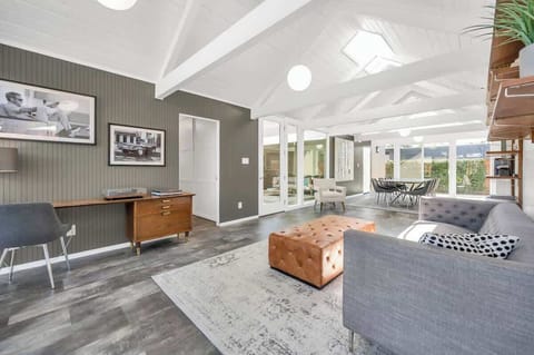 Mid-century modern designs in the light-filled living room.