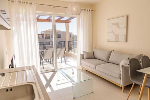 Apartment, Pool View | In-room safe, blackout drapes, iron/ironing board, free WiFi