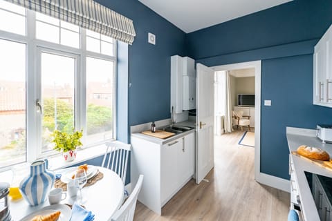 First floor: Kitchen/ diner