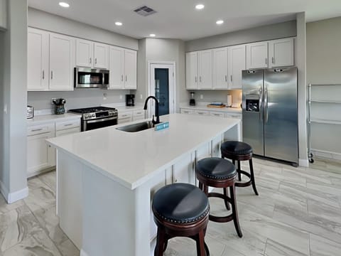 House (3 Bedrooms) | Property amenity