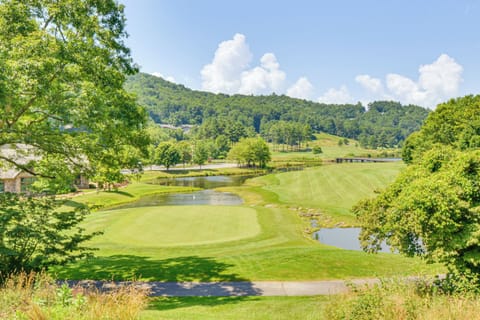 Sky Valley Vacation Rental | 2BR | 2.5BA | 1,300 Sq Ft | 5 Steps to Enter