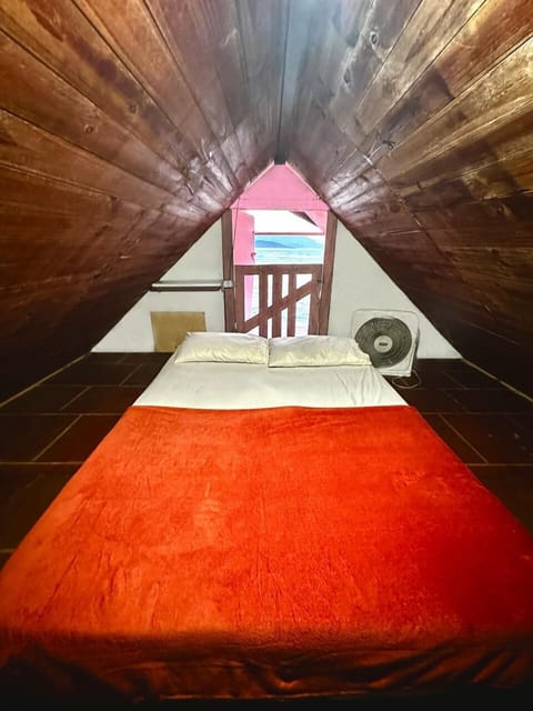 Family Room, Balcony, Sea View | Free WiFi