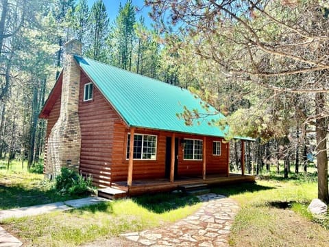 Exterior image 1