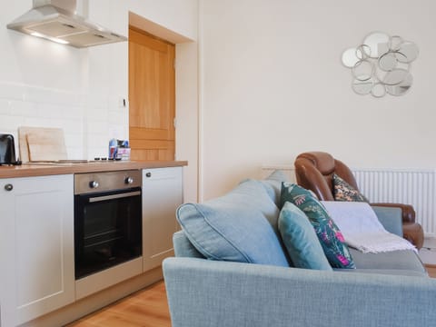 Open plan living space | Phesant Pens - Pheasant Pens 1 - Pheasant Pens, Llandenny, near Usk