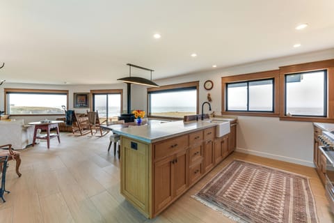 House (1 Bedroom) | Interior