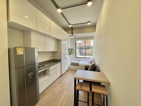 Comfort Apartment, Kitchenette, City View | Bathroom | Towels, soap, toilet paper