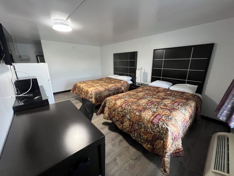 Deluxe Double Room, 2 Queen Beds, Non Smoking | Free WiFi, bed sheets