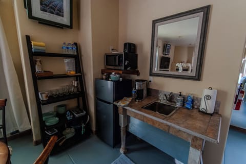 Sunflower | Individually decorated, individually furnished, iron/ironing board