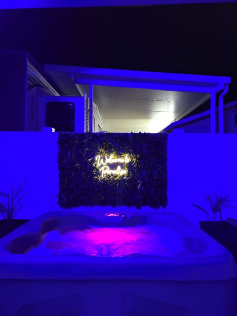 jacuzzi 