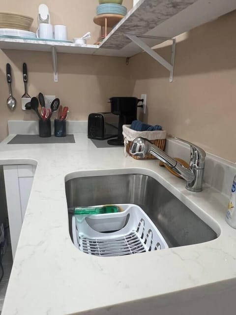 76e09a4e-7dde-475c-ada1-aa564890ba51