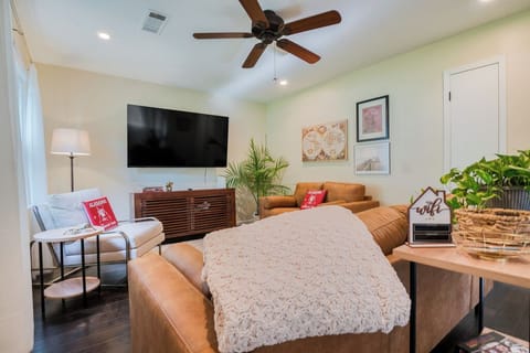 Kick back in our cozy living room featuring a smart TV & ultra-plush couches!