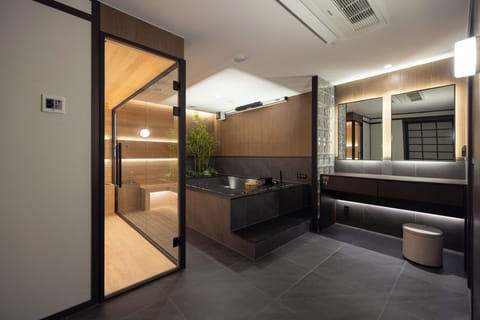 Deluxe Double or Twin Room | Premium bedding, blackout drapes, soundproofing, free WiFi