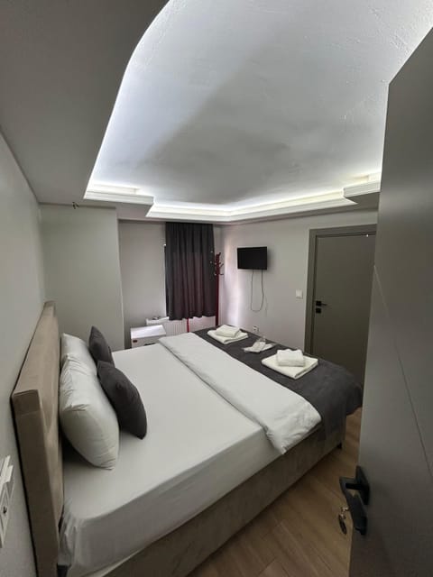 Standard Double Room, City View | Soundproofing, iron/ironing board, free WiFi