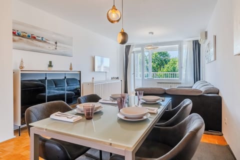 Family Apartment, 1 Bedroom, Balcony (The Green Corner Apartment With) | Dining