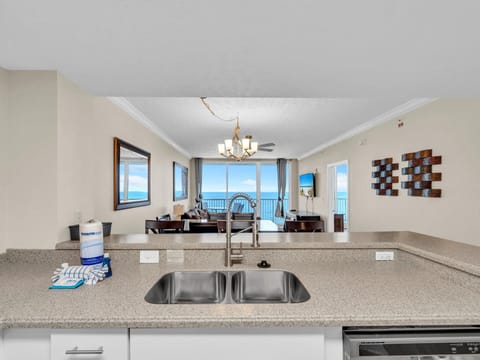 Condo, Multiple Beds (Majestic Beach Towers 1-2003) | Interior