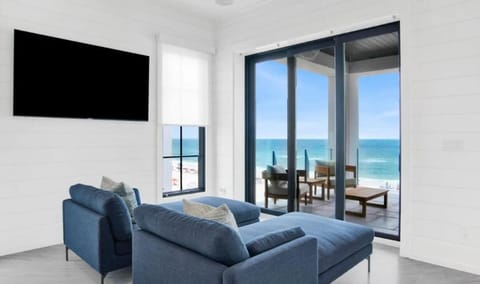 House, Multiple Beds (Sea La Vie at Eleanor Beach) | Living area