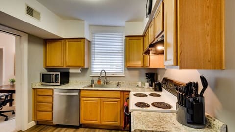 Fully equipped kitchen to prepare delicious meals at home.