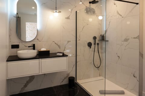 Classic Double Room, Garden View | Egyptian cotton sheets, premium bedding, individually decorated