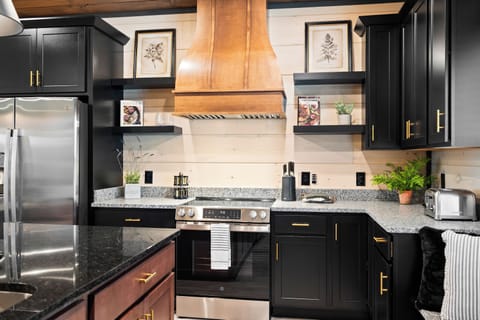 Everything you need to make a memorable meal for your family.