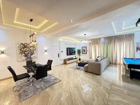 Family Apartment, Balcony, City View | Living area