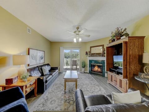 Spacious Living Room with Gas Fireplace, Sleeper Sofa and SMART TV with Cable & WIFI throughout vacation rental
