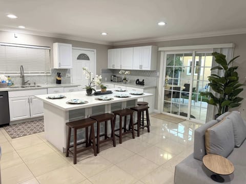 Full kitchen with all the cooking utensils 