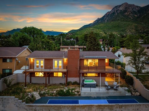 Architecture, Building, Hotel, Resort, Neighborhood