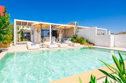 Beautiful villa with private pool and terrace with sea views