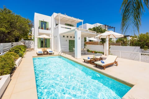 Beautiful villa with private pool and terrace with sea views