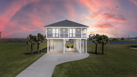 House (3 Bedrooms) | Front of property