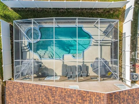 South Facing Heated Pool and Spa