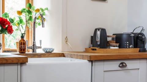 The kitchen at Lemon Tree Cottage, Cotswolds