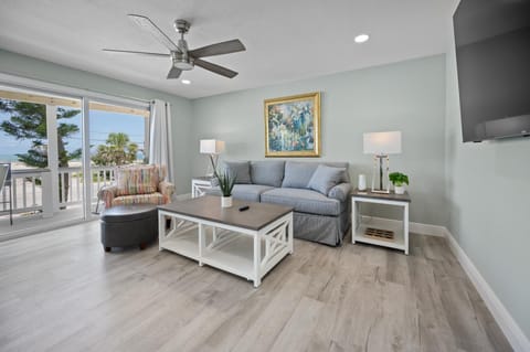2-Unit Beach Combo – Bikes, Sand & Sunsets (3563)
