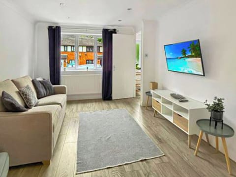 Living area | Amaya Three, Grantham