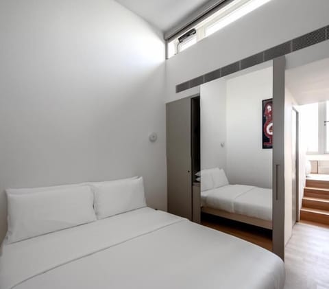 Deluxe Suite, Terrace | In-room safe, individually decorated, individually furnished