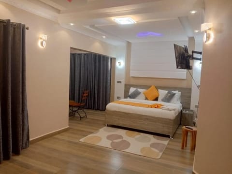 Deluxe Double Room, Garden View | Individually decorated, individually furnished, free WiFi, bed sheets
