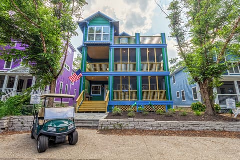 Welcome to Peacock Paradise