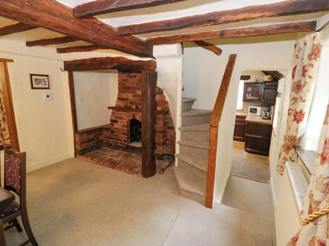 Cottage | Interior