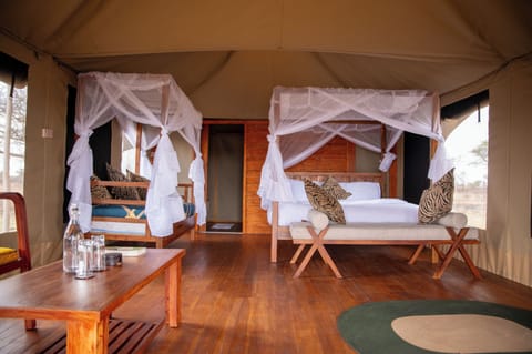 Luxury Double Room, 1 Bedroom | Desk, laptop workspace, free WiFi, bed sheets