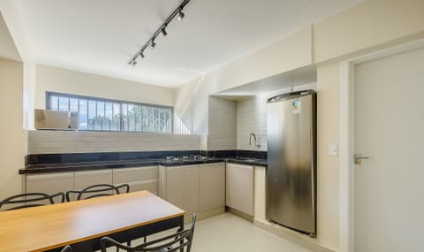 Basic Apartment | Private kitchen
